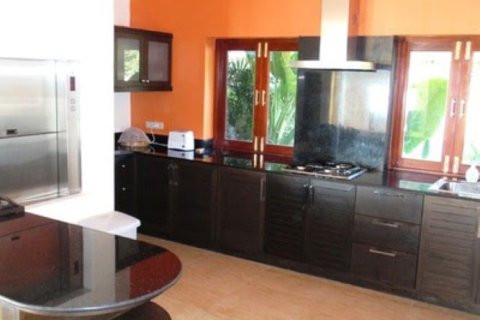 Chalet de 4 dormitorios en Ko Samui, Tailandia № 180148 - foto 9