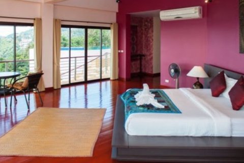 Chalet de 4 dormitorios en Ko Samui, Tailandia № 180148 - foto 13