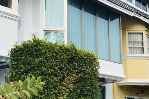 Casa de 3 dormitorios en Bangkok, Tailandia № 143592 - foto 16