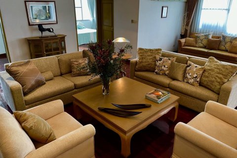 Condominio de 3 dormitorios en Bangkok, Tailandia № 143590 - foto 4
