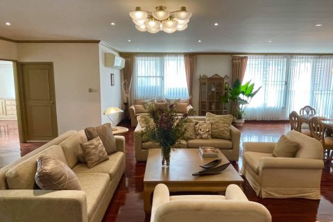 Condominio de 3 dormitorios en Bangkok, Tailandia № 143590 - foto 7