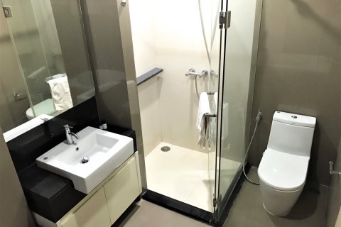Condominio de 1 dormitorio en Bangkok, Tailandia № 143595 - foto 11