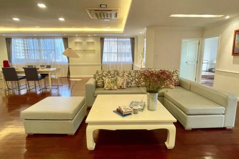 Condominio de 3 dormitorios en Bangkok, Tailandia № 143589 - foto 3