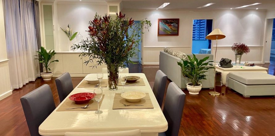 Condominio de 3 dormitorios en Bangkok, Tailandia № 143589