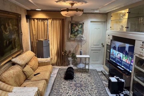 Condominio de 4 dormitorios en Watthana, Bangkok, Tailandia № 133840 - foto 6