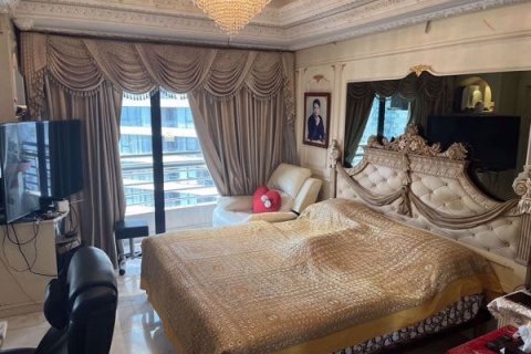 Condominio de 4 dormitorios en Watthana, Bangkok, Tailandia № 133840 - foto 11