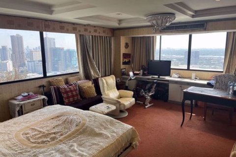 Condominio de 4 dormitorios en Watthana, Bangkok, Tailandia № 133840 - foto 10