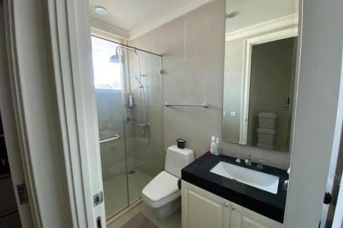 Condominio de 2 dormitorios en Khlong Toei, Bangkok, Tailandia № 133835 - foto 6