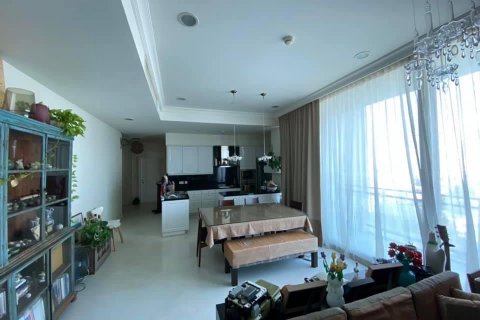 Condominio de 2 dormitorios en Khlong Toei, Bangkok, Tailandia № 133835 - foto 13