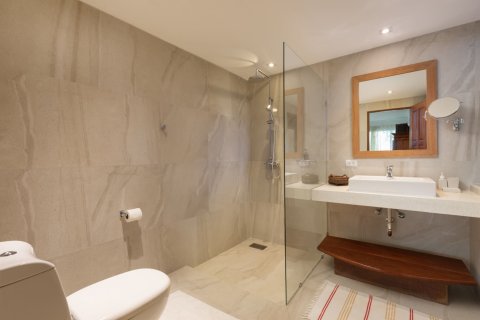 Chalet de 5 dormitorios en Wichit, Tailandia № 133839 - foto 26