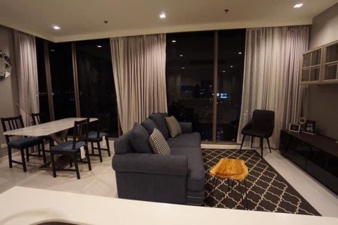 Condominio de 2 dormitorios en Sathon, Bangkok, Tailandia № 133838 - foto 13