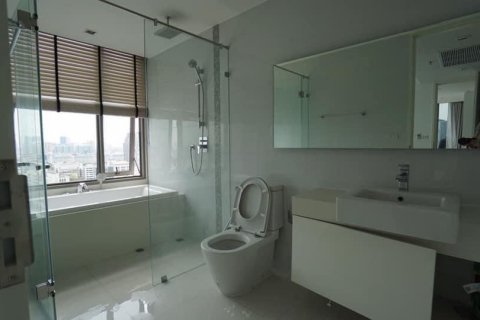 Condominio de 2 dormitorios en Sathon, Bangkok, Tailandia № 133838 - foto 11