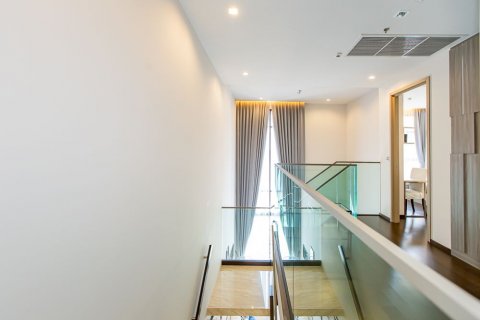 Condominio de 2 dormitorios en Watthana, Bangkok, Tailandia № 133837 - foto 15