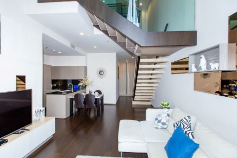 Condominio de 2 dormitorios en Watthana, Bangkok, Tailandia № 133837 - foto 8