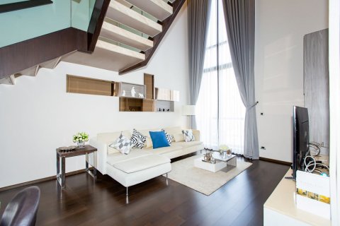 Condominio de 2 dormitorios en Watthana, Bangkok, Tailandia № 133837 - foto 6