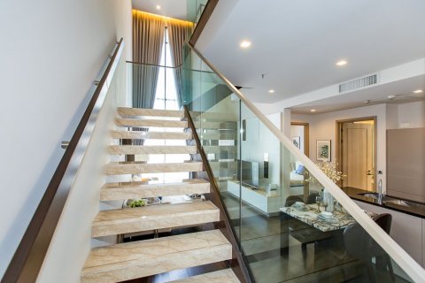 Condominio de 2 dormitorios en Watthana, Bangkok, Tailandia № 133837 - foto 10