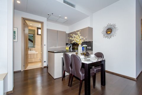 Condominio de 2 dormitorios en Watthana, Bangkok, Tailandia № 133837 - foto 4
