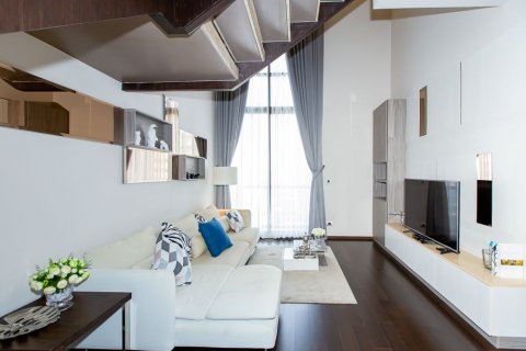Condominio de 2 dormitorios en Watthana, Bangkok, Tailandia № 133837 - foto 7