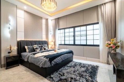 Villa in Pattaya, Thailand 3 bedrooms № 171902 - photo 4