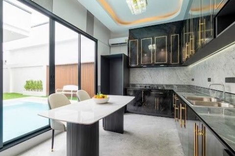 Villa in Pattaya, Thailand 3 bedrooms № 171902 - photo 22