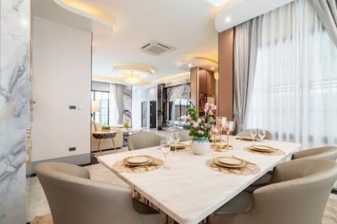 Villa in Pattaya, Thailand 3 bedrooms № 171902 - photo 18