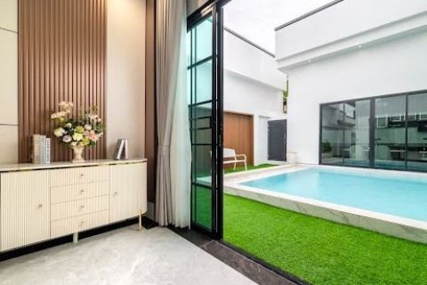 Villa in Pattaya, Thailand 3 bedrooms № 171902 - photo 28