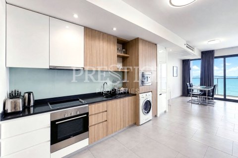 Condo in Pattaya, Thailand, 2 bedrooms № 233226 - photo 7
