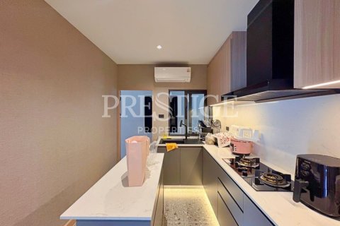 Casa de 4 dormitorios en Pattaya, Tailandia № 233229 - foto 10
