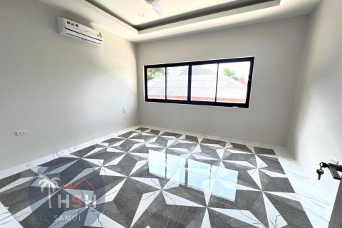 Chalet de 3 dormitorios en Ko Samui, Tailandia № 179998 - foto 17