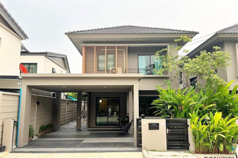 Casa de 4 dormitorios en Bangkok, Tailandia № 189327 - foto 8
