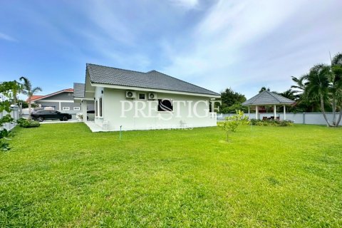 Дом в Паттайе, Таиланд с 3 спальнями  № 198035 - фото 27