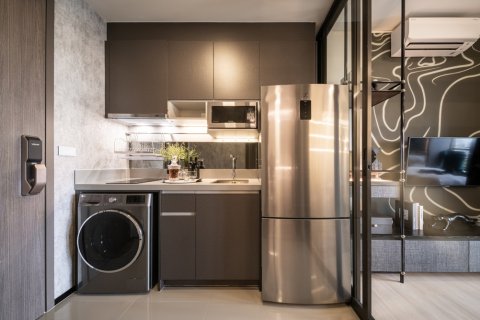 Condominio de 2 dormitorios en Chatuchak, Bangkok, Tailandia № 165712 - foto 9