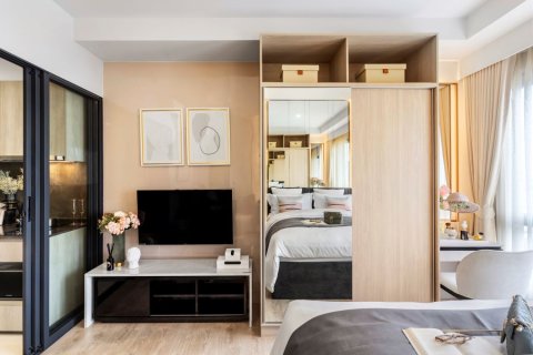 Condo in Bangkok, Thailand, 1 bedroom № 165710 - photo 2