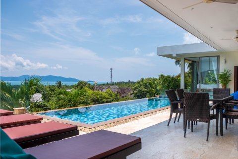Casa de 4 dormitorios en Ko Samui, Tailandia № 222744