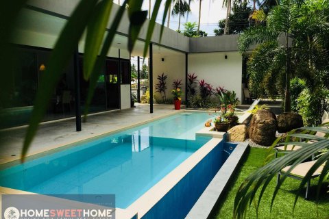 Chalet de 3 dormitorios en Ko Samui, Tailandia № 179908 - foto 19