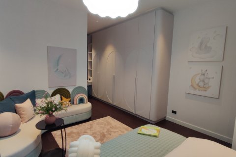 Chalet de 4 dormitorios en Bangkok, Tailandia № 165416 - foto 3
