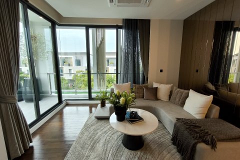 Chalet de 5 dormitorios en Lat Phrao, Bangkok, Tailandia № 165417 - foto 20