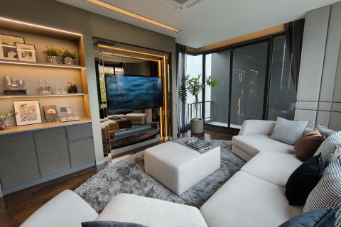 Chalet de 5 dormitorios en Lat Phrao, Bangkok, Tailandia № 165417 - foto 4
