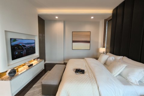 Chalet de 5 dormitorios en Lat Phrao, Bangkok, Tailandia № 165417 - foto 14