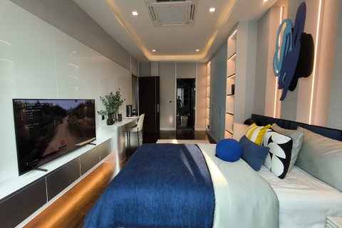 Chalet de 4 dormitorios en Lat Phrao, Bangkok, Tailandia № 165418 - foto 4