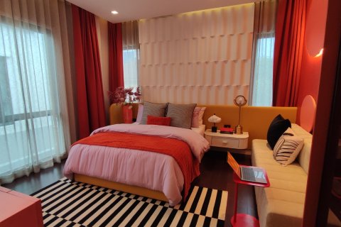 Chalet de 4 dormitorios en Bangkok, Tailandia № 165414 - foto 9
