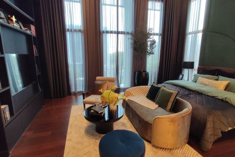 Chalet de 4 dormitorios en Bangkok, Tailandia № 165414 - foto 20