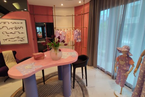Chalet de 4 dormitorios en Bangkok, Tailandia № 165414 - foto 3