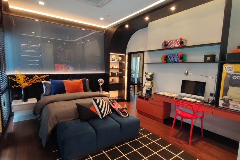 Chalet de 4 dormitorios en Bangkok, Tailandia № 165414 - foto 12