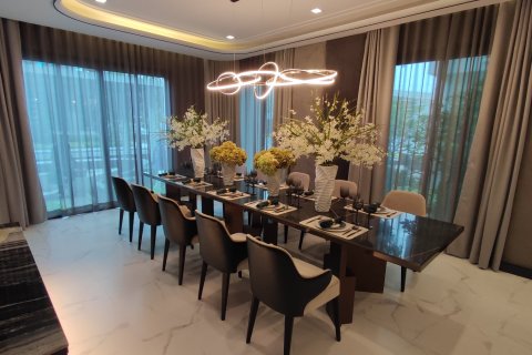 Chalet de 4 dormitorios en Bangkok, Tailandia № 165414 - foto 4