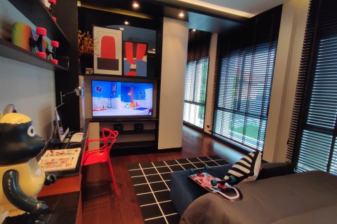 Chalet de 4 dormitorios en Bangkok, Tailandia № 165414 - foto 11