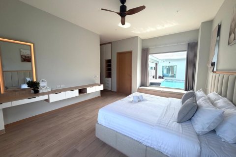 Villa in Hua Hin, Thailand 4 Schlafzimmer № 222440 - Foto 11