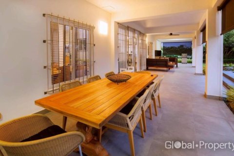 Casa de 3 dormitorios en Pattaya, Tailandia № 173924 - foto 11