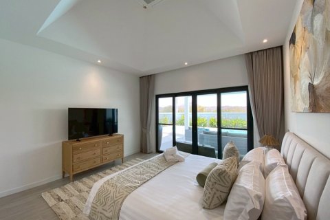 Chalet de 3 dormitorios en Hua Hin, Tailandia № 173929 - foto 17
