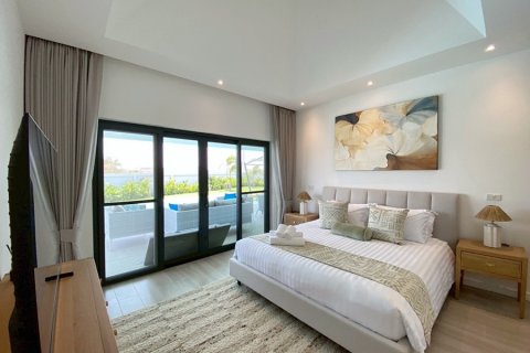 Chalet de 3 dormitorios en Hua Hin, Tailandia № 173929 - foto 16